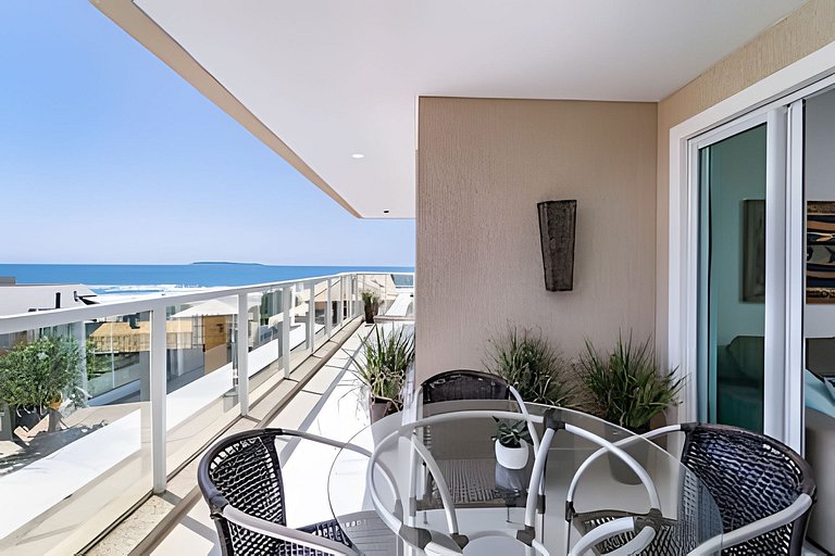 Duplex Frente ao Mar com Jacuzzi