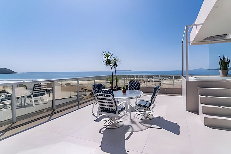 Duplex Frente ao Mar com Jacuzzi